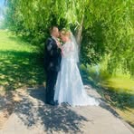 Nicole Muench - Facebook