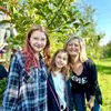 Nicole - @nicolepilon79 - TikTok