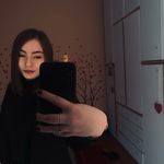 nicole - @nicolee.riga - Instagram