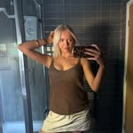 Nicole - @nicolerollinson_ - Instagram