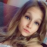 Nicole Stack - @nicoleeterkowskii - Instagram