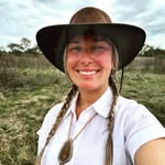 Nicole Stackpole - @stacks.on.stacks - Instagram