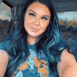 Nicole Worth - @wild.flower.97 - Instagram