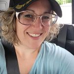 Nicolette Moore - @vibrantly__free - Instagram