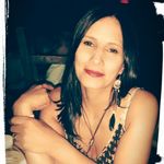Nidia Robles - @mile_robles - Instagram