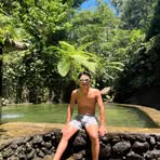 Nova Mahendra - Facebook