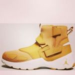 Nigel Peace - @nigel.peace.1238 - Instagram