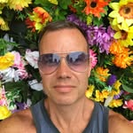 Coaching Confidence, Connection & Happiness - @nigel_wood_peppermint_giraffe - Instagram
