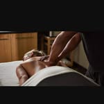 Nigel Silva - @ceylon_wellnessforladies - Instagram