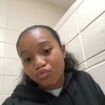 Nijah Davis - @n.i.j.a.h_blashion - Instagram