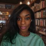 Nikita Moore - @whenshepaintsshepours - Instagram