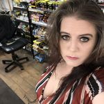Nikki Abbott - @nikki.abbott.46 - Instagram