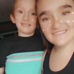 Nikki Arnell - @momlife_1219 - Instagram