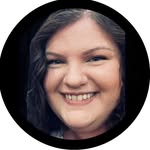 Nikki Blake | Author & Bookworm - @nikkiblakewrites - Instagram