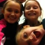 Myfriends - @cecily_nikki_ellie_friends - Instagram