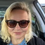 Nikki Feathers - Facebook