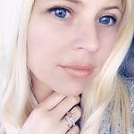 Nicole Heaton - @nikkiheatlove - Instagram