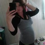 Nicole Renee - @nikkihicks324 - Instagram