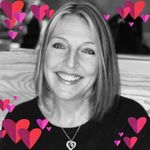 Nikki Holley - @nikkiholleyshopping - Instagram