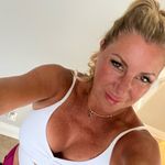 Nikki Howell - @nikkihowellg6 - Instagram