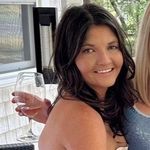 Nikki - @nikkihowe - Instagram