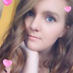Nikki Malone - @nikkimalone99 - Instagram