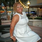 Nikki G. Meeks - @nikki2write - Instagram