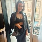 Nikki - @nikki_menziess - Instagram