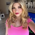 Nikki Mosca - @nikkimosca - Instagram