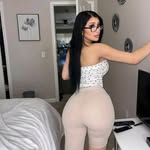 Nikki Moss - @nikkim0111 - Instagram