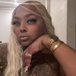 Nikki Parrish - @ladystillbreathing - Instagram