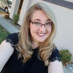Nikki Pierce - @doterradogmomma - Instagram
