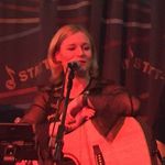 Nikki Ryan - @nikkiryan_music - Instagram