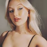 nikki Anna schram - @nikkiannaschram - Instagram