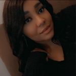 Nikki Ware - @niknak_18 - Instagram