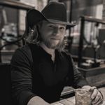 Nikolas Adams - @adamsnik - Instagram