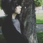 Leon Kennedy - @nikolaselliott22 - Instagram