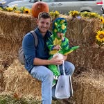 Nikolas Fowler-Hainen - @nikfh5 - Instagram