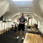 Nikolasz Halla - @nikolaszhalla - Instagram