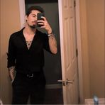 Nikolas Ross - Facebook