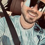 Nikolas Ryan - Facebook