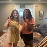 Nina - @_ninaabbott - Instagram