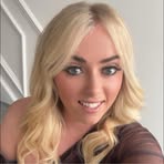 Nina Brook - Facebook