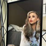 @nina.curry - Instagram