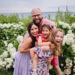 Nina Decker - Facebook