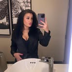 Nina Johns - Facebook