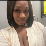 Nina Logan - @piggie_26 - Instagram