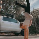 Nina Maxwell - @nina_surf_13 - Instagram