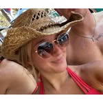 Nina - @ninapiazza32 - Instagram