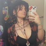 Nina Reeves - Facebook